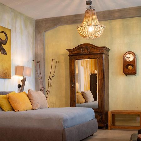 Au (Zurich) No1 Art B&B מראה חיצוני תמונה