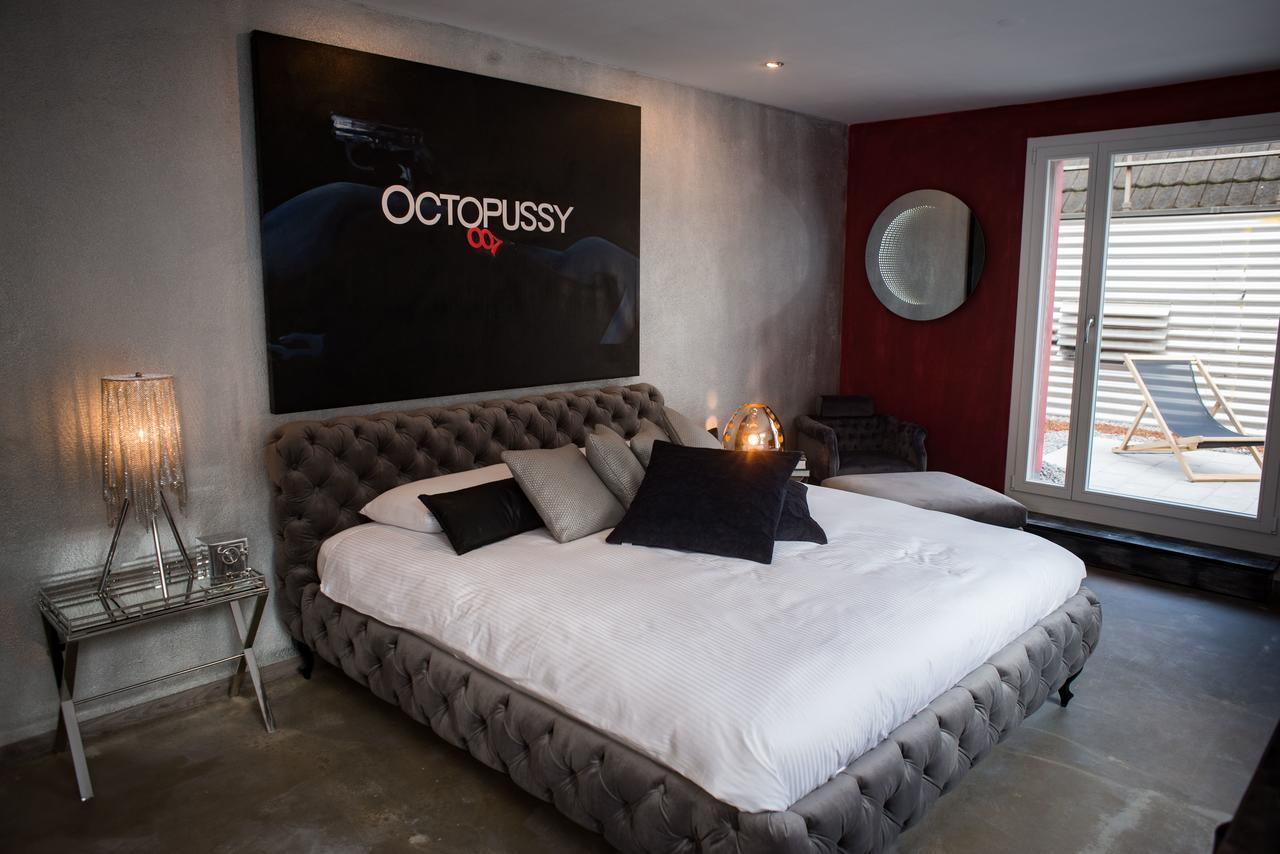 Au (Zurich) No1 Art B&B מראה חיצוני תמונה