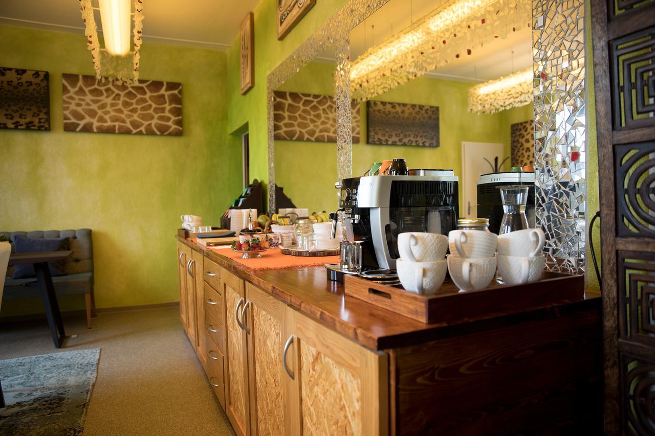 Au (Zurich) No1 Art B&B מראה חיצוני תמונה